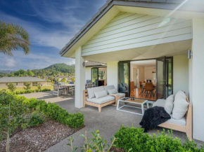 Golfer's Paradise and Retreat - Pauanui Holiday Home